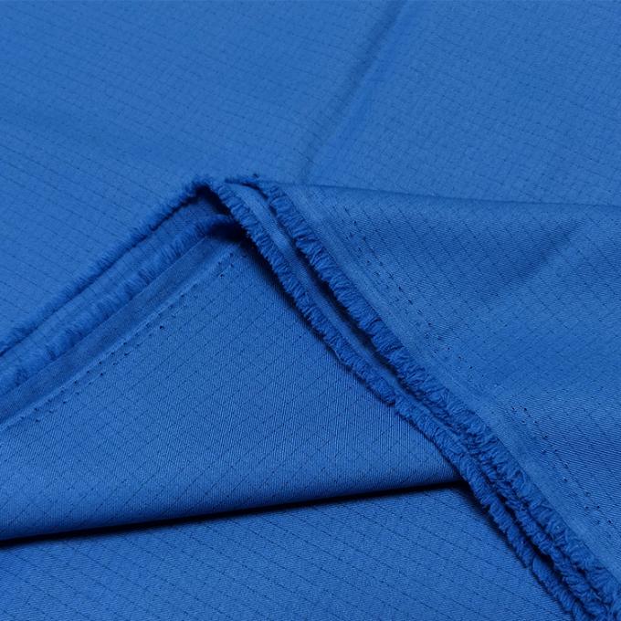 150mm Grid 98 Polyester 2 Carbon Fiber ESD Fabric For Cleanroom Clothing