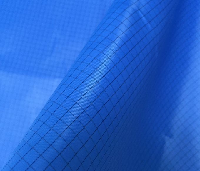 Clean Room ESD Fabric Woven Polyester Fabrics 5mm Grid White Blue Yellow Color 3