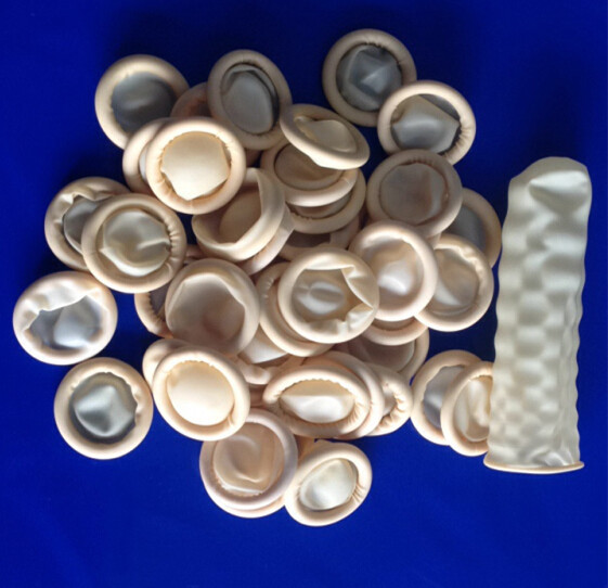 100% Natural Latex Latex Finger Gloves In Rolled Beige Color Powder Free 0